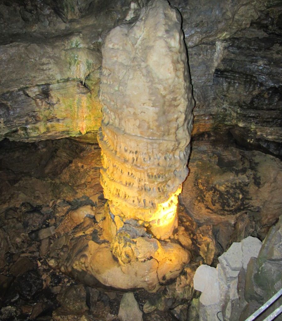 Howe Caverns