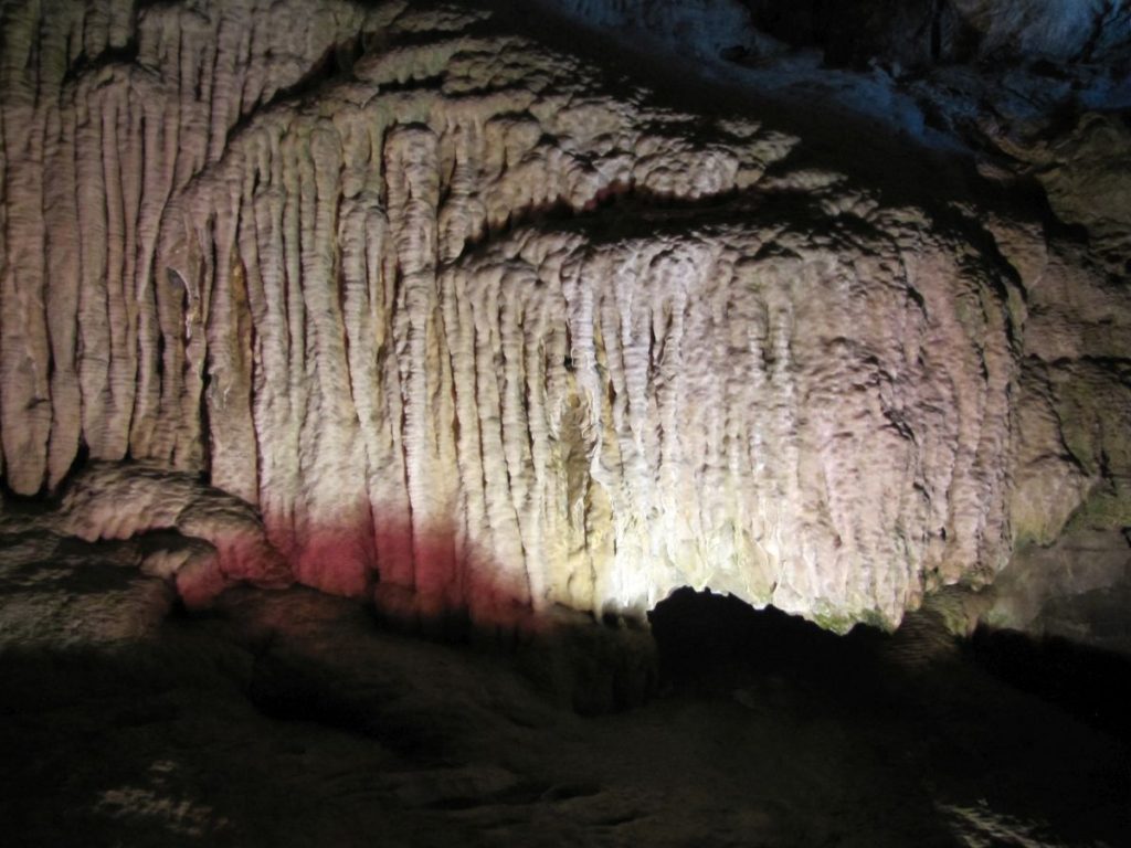 Howe Caverns